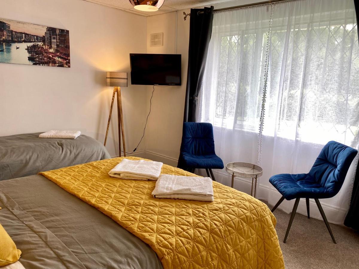 Charde Guest House เบอร์มิงแฮม ภายนอก รูปภาพ