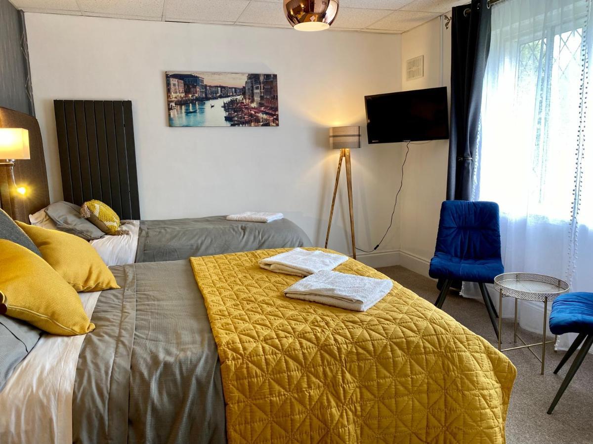 Charde Guest House เบอร์มิงแฮม ภายนอก รูปภาพ